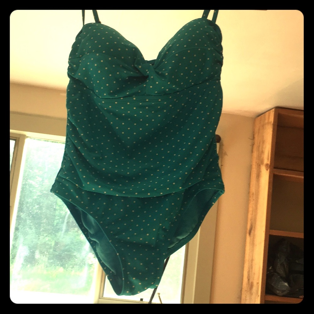Bathing suit
